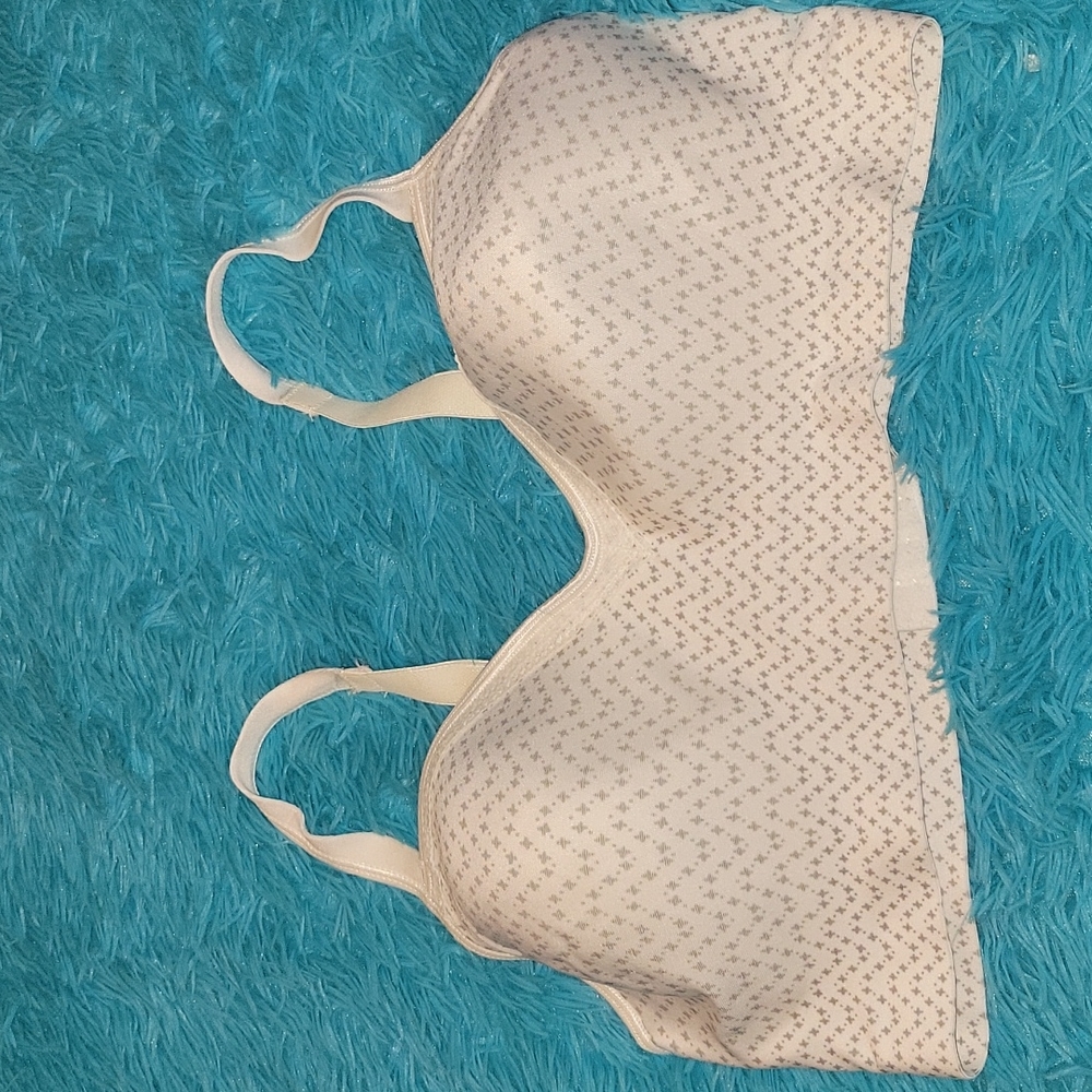 Hanes lounge bra